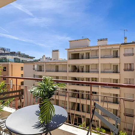Apartamento Haussmann - South-facing Balcony 2br 4p Cannes